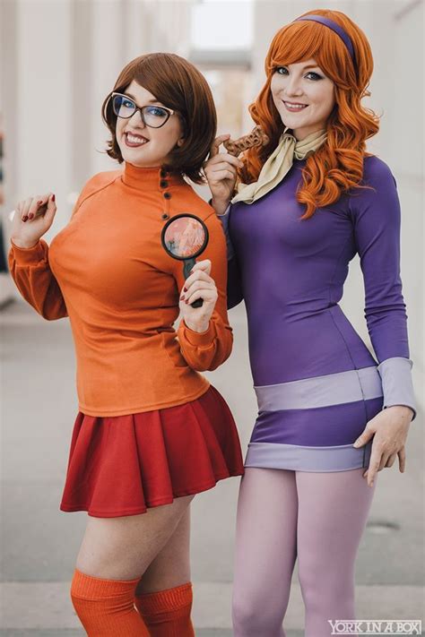 velma daphne nude|Daphne & Velma .